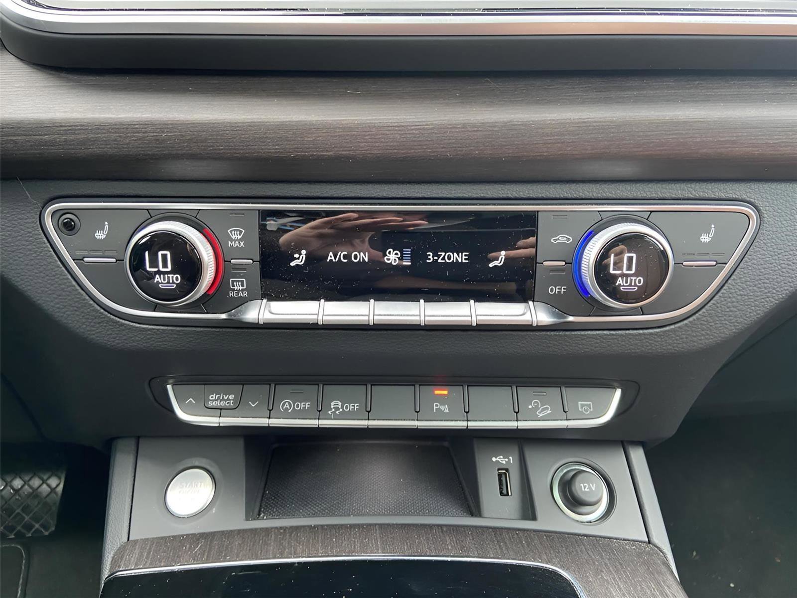 Used 2025 Audi Q5 2.0T Premium image 30