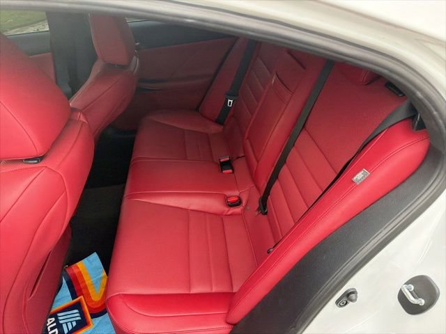 Used 2022 Lexus IS 350 F Sport RWD image 10
