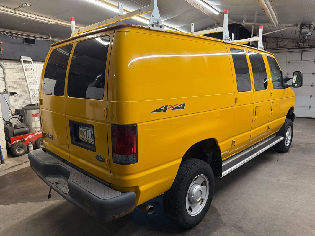 Used 2007 Ford E-350 and Econoline 350 Super Duty RWD image 3