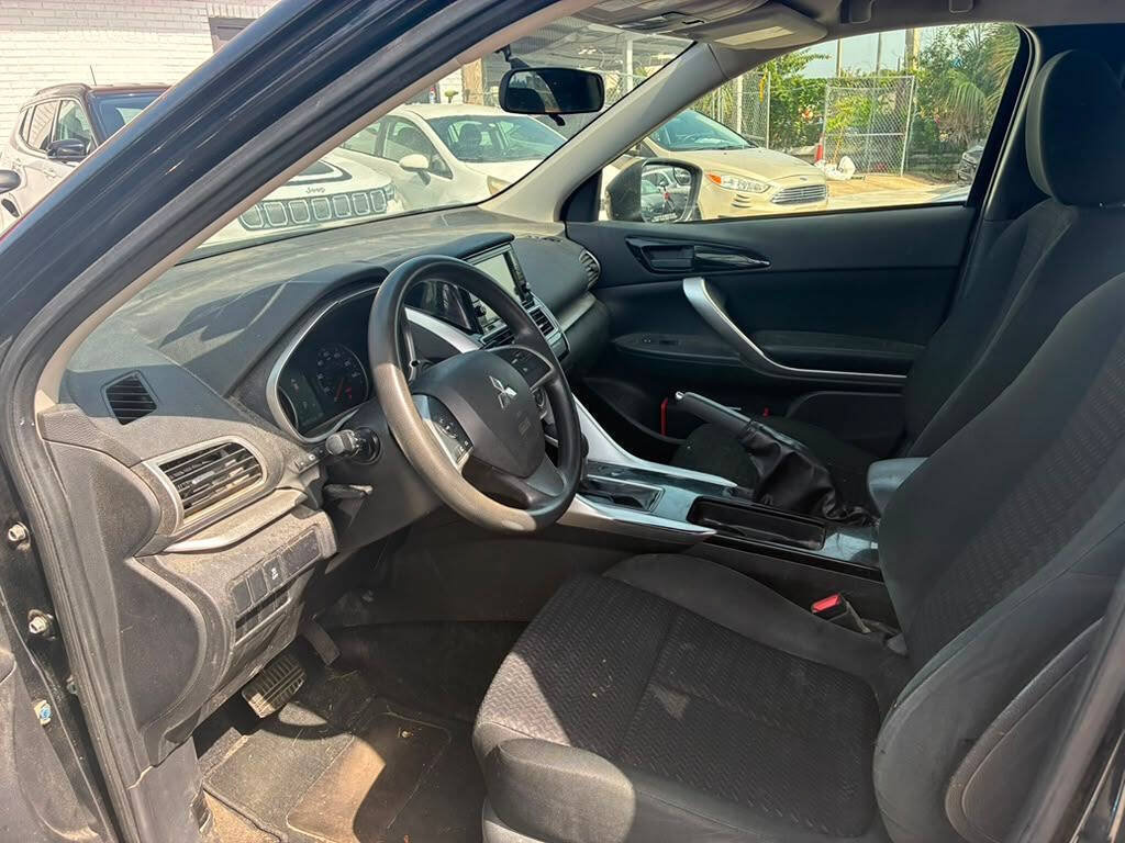 Used 2019 Mitsubishi Eclipse Cross ES FWD image 12