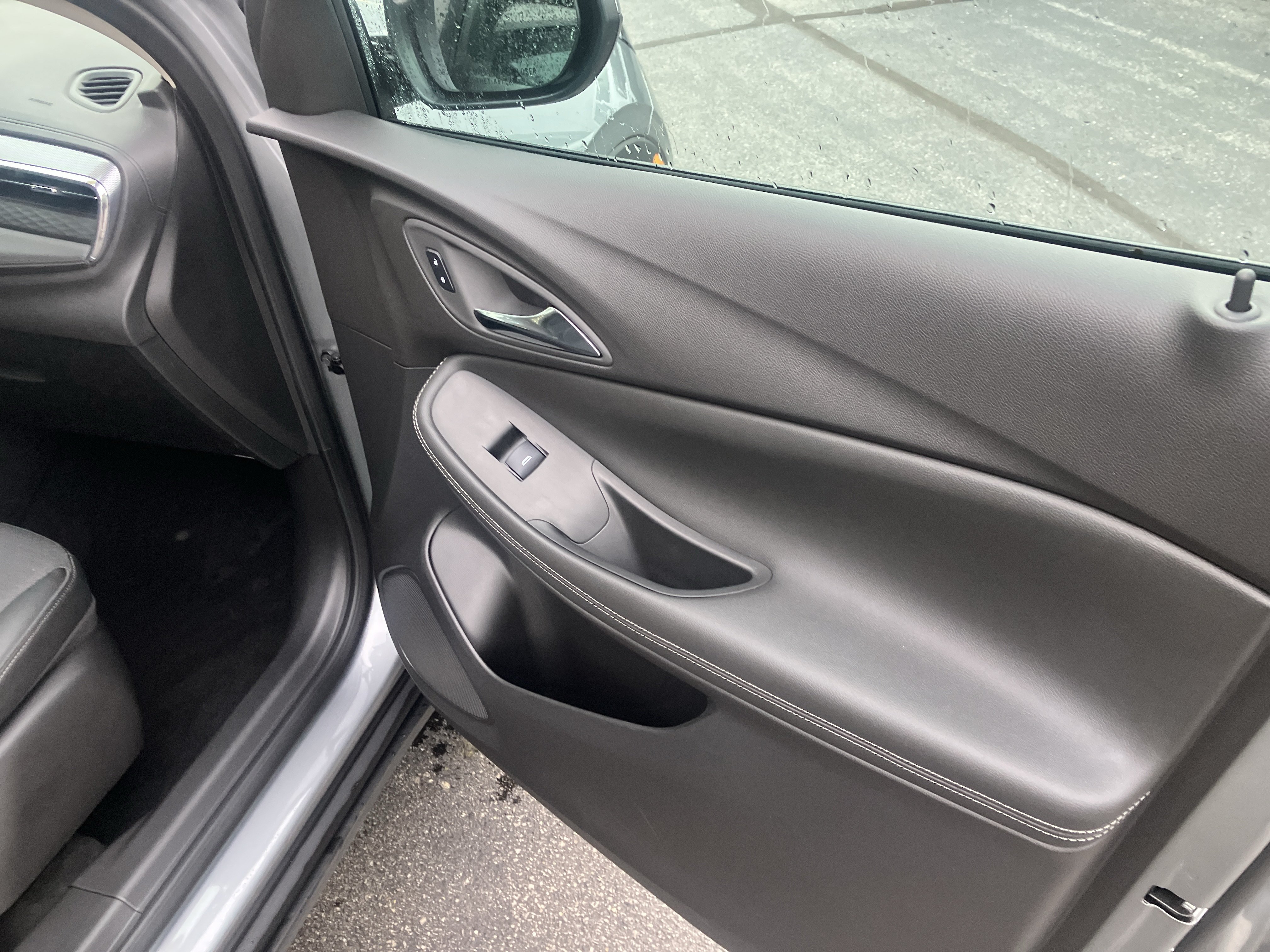 Used 2025 Buick Encore GX Preferred FWD image 10