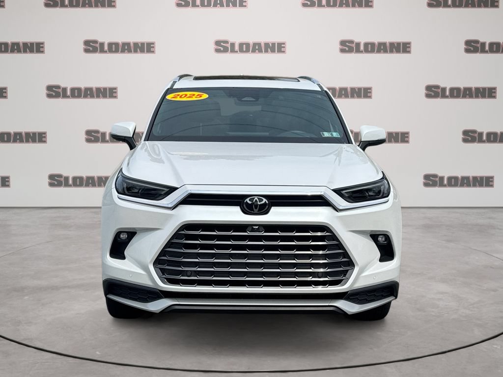 Used 2025 Toyota Grand Highlander AWD Hybrid image 8