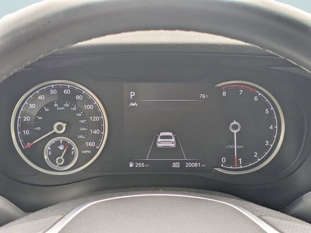 Used 2022 Genesis G70 2.0T image 3