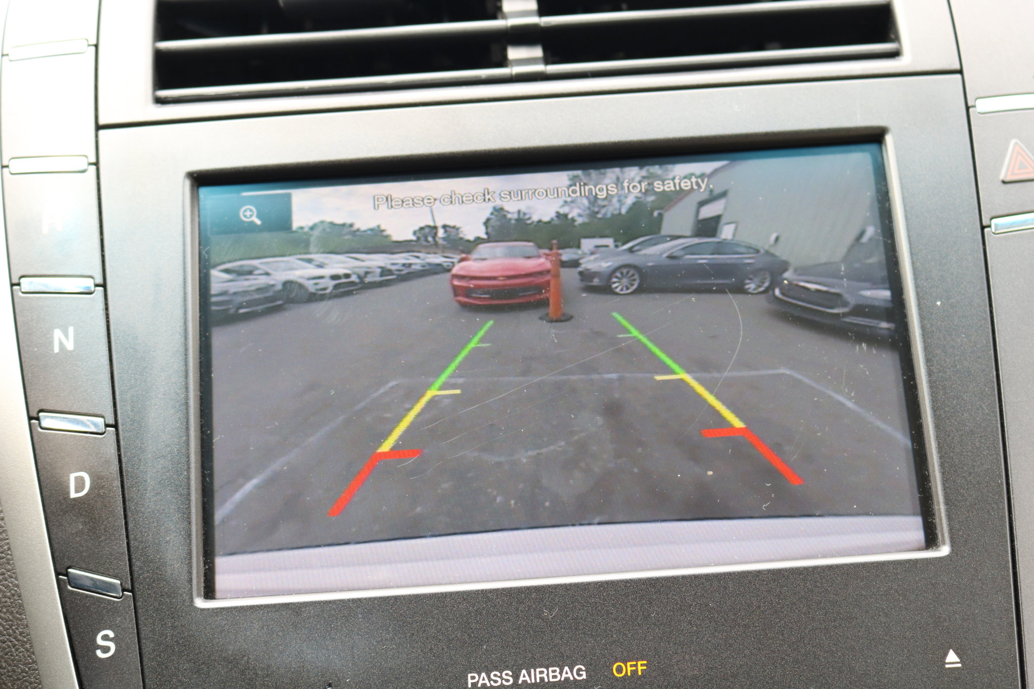 Used 2016 Lincoln MKZ image 23