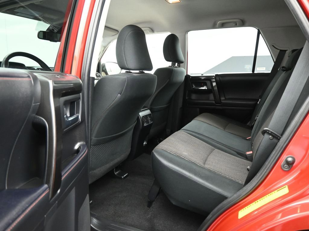 Used 2024 Toyota 4Runner TRD Off-Road image 19