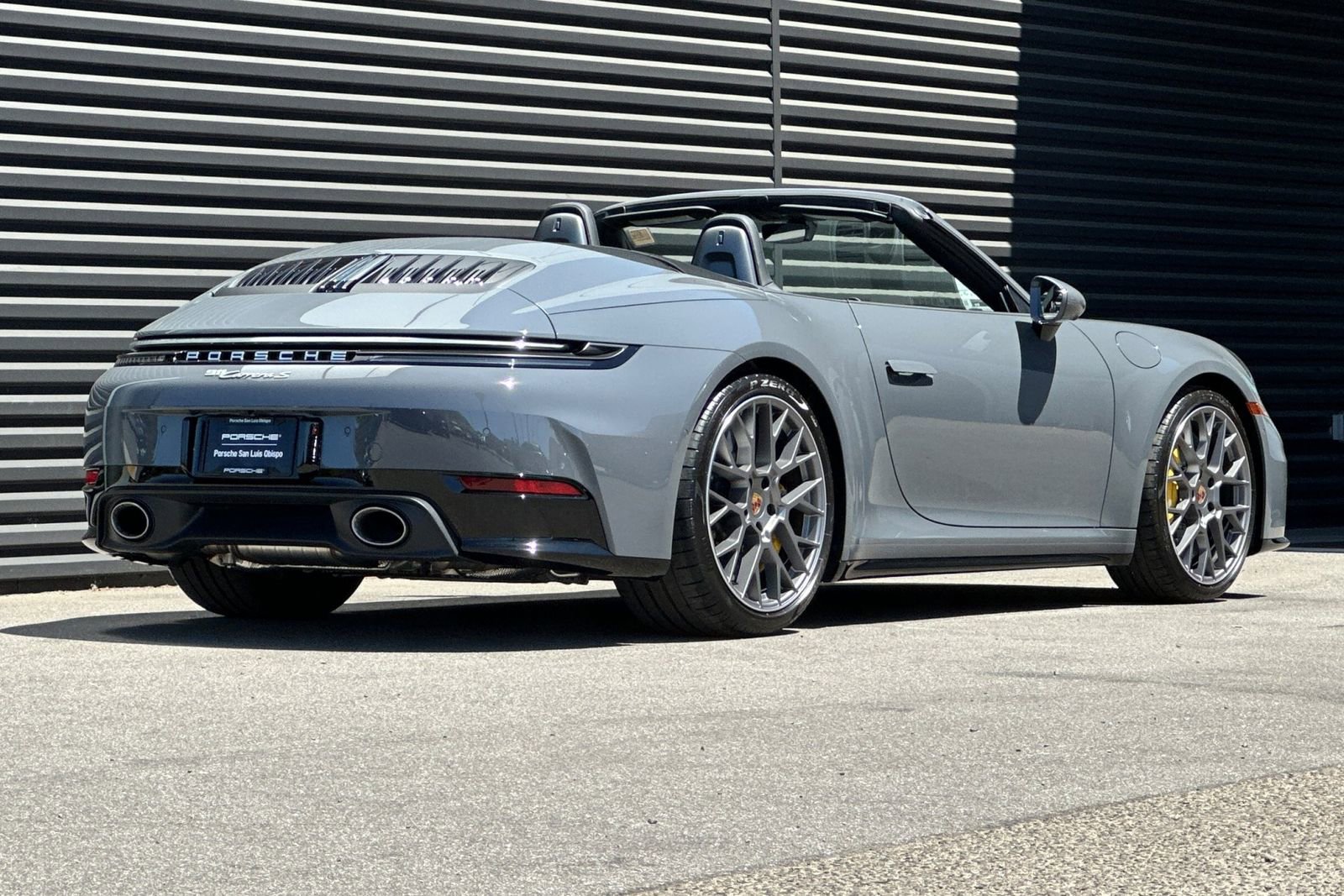 Used 2025 Porsche 911 Carrera S RWD image 8