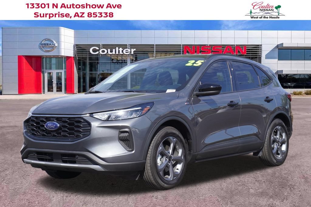 Used 2025 Ford Escape ST-Line w/ Equipment Group 301A FWD image 1