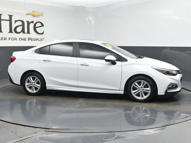 Used 2017 Chevrolet Cruze LT w/ Sun And Sound Package image 45