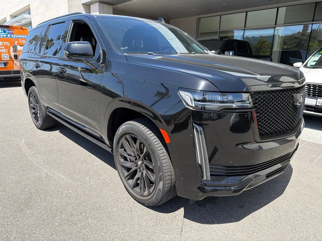Used 2023 Cadillac Escalade Sport Platinum w/ LPO, ONYX Package AWD/4WD image 9