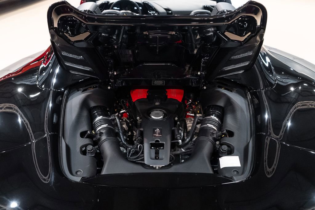 Used 2016 Ferrari 488 Spider RWD image 18