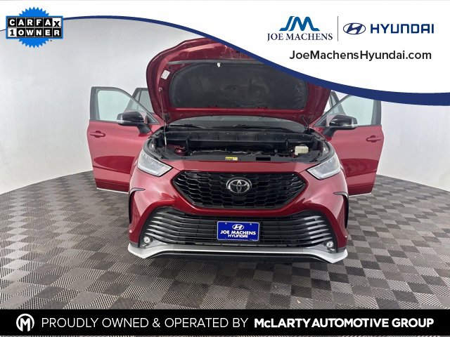 Used 2021 Toyota Highlander XSE image 14