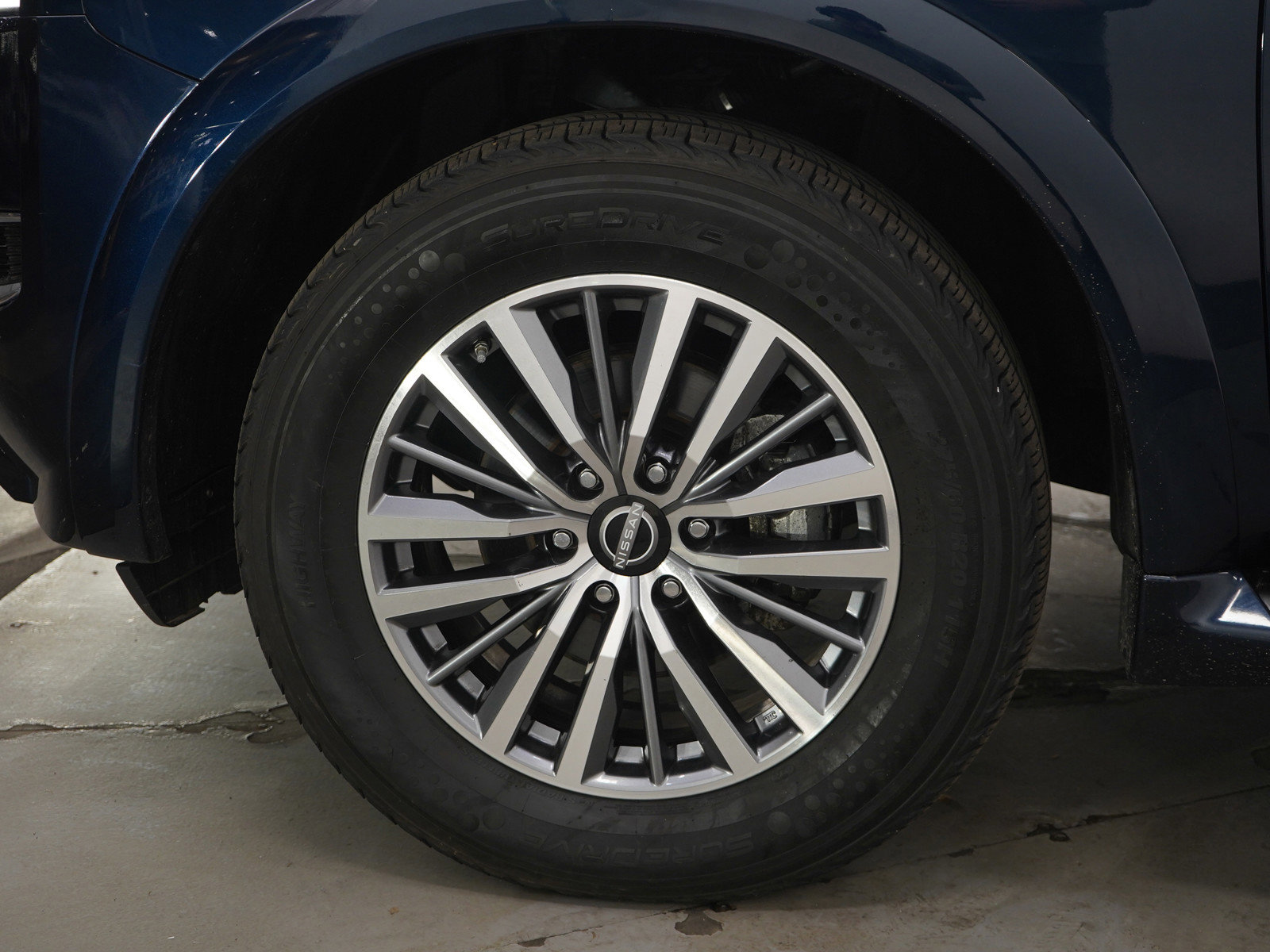 Used 2023 Nissan Armada SL image 32