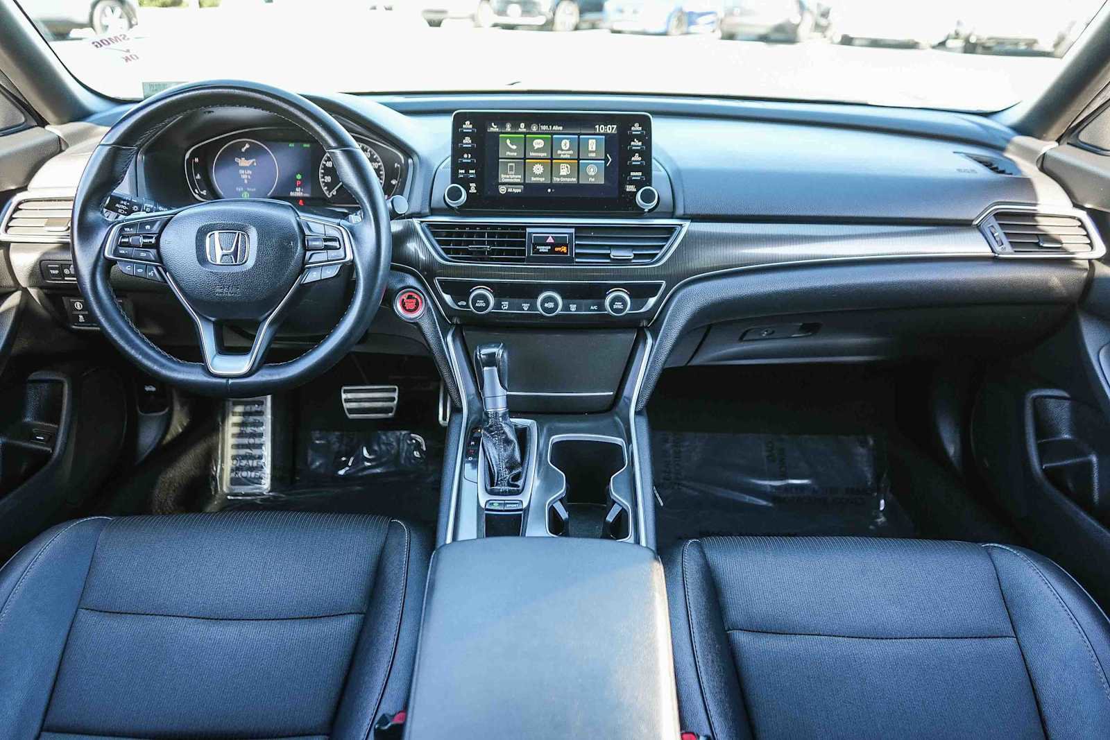 Used 2019 Honda Accord Sport image 12