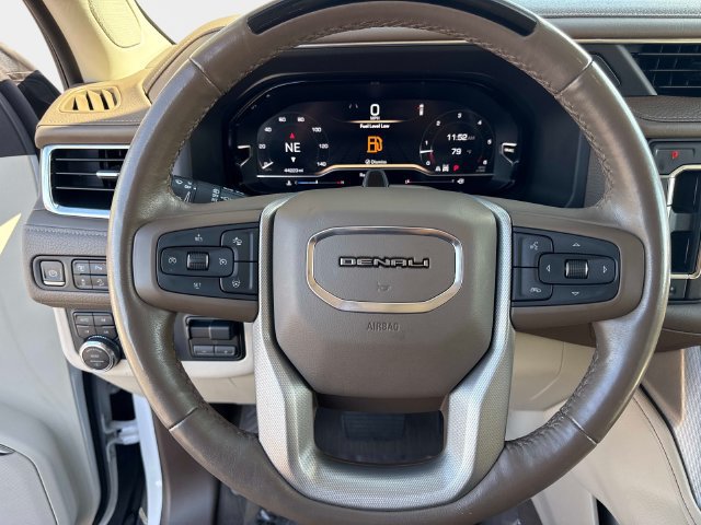 Used 2023 GMC Yukon XL Denali w/ Advanced Technology Package AWD/4WD image 27