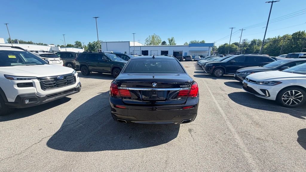 Used 2014 BMW 750i xDrive AWD/4WD image 5