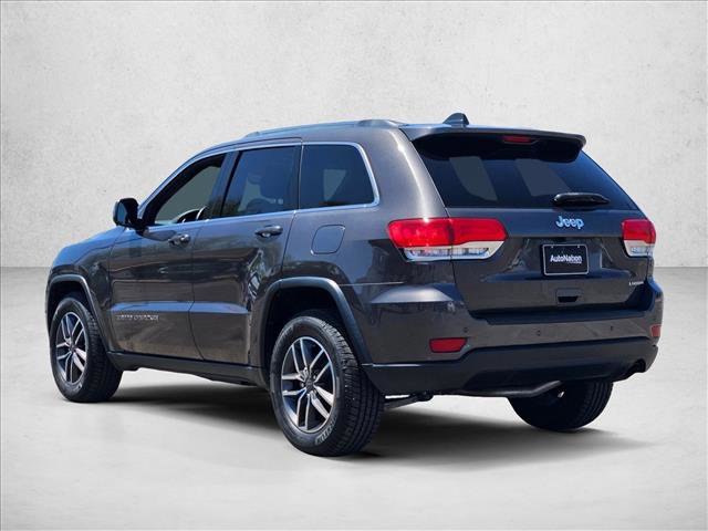 Used 2019 Jeep Grand Cherokee Laredo w/ 18" Wheel & 8.4" Radio Group RWD image 8