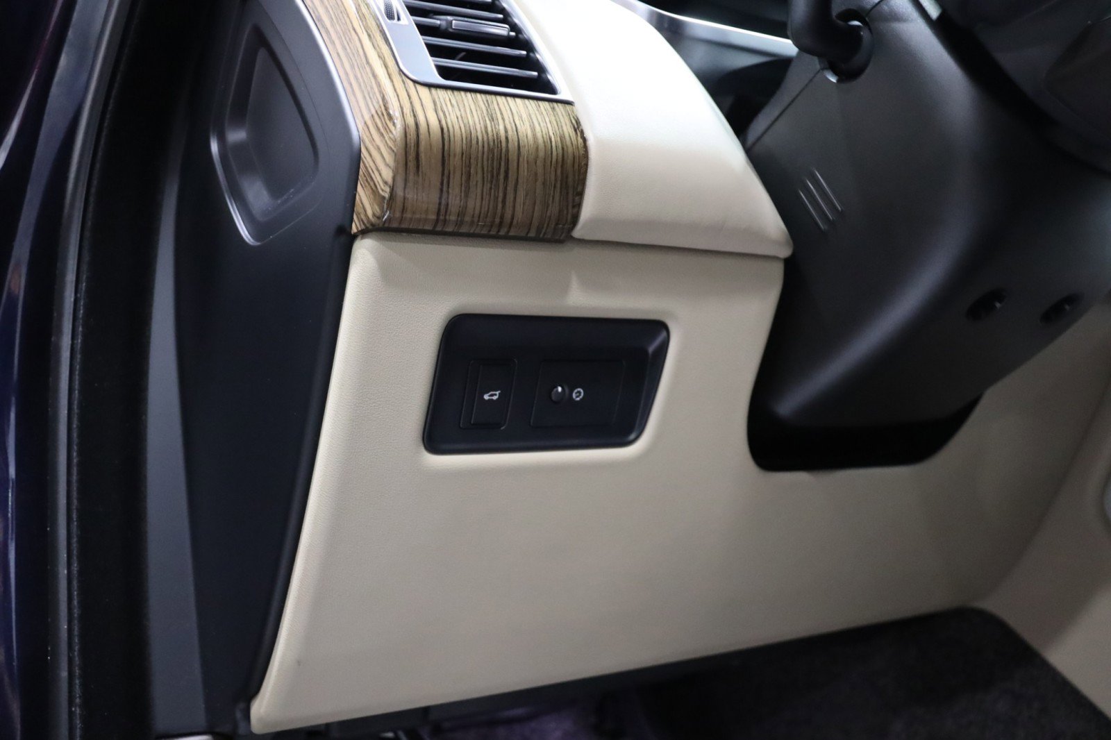 Used 2019 Land Rover Range Rover HSE image 69