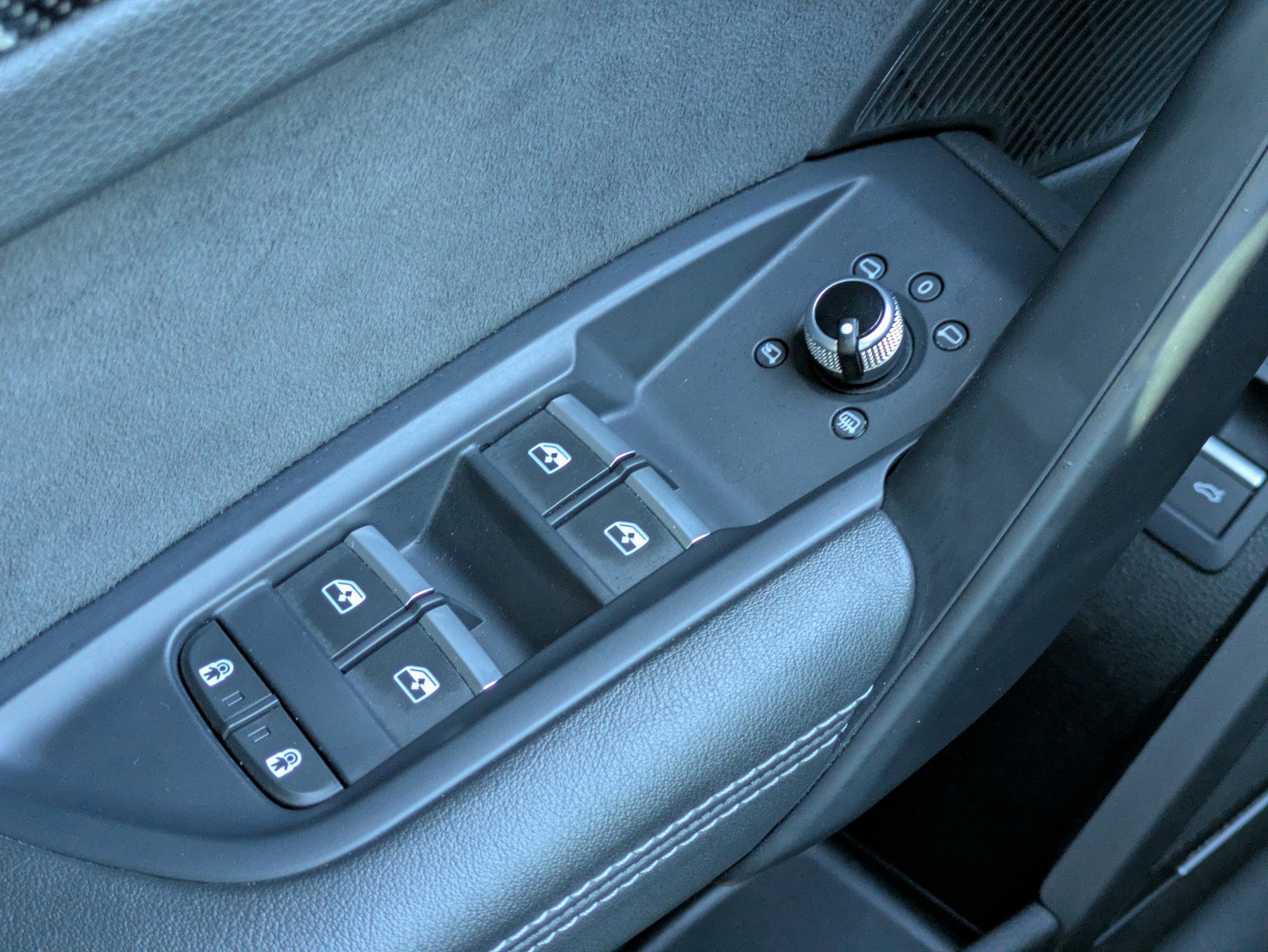 Used 2021 Audi SQ5 Premium Plus w/ Premium Plus Package image 20