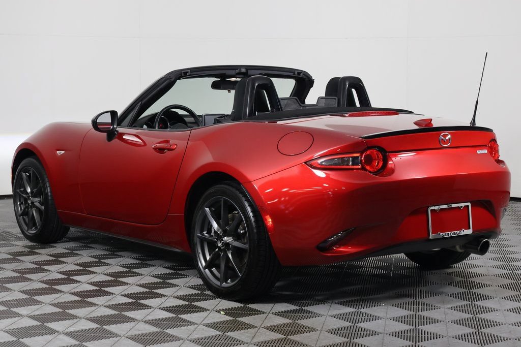 Used 2016 MAZDA MX-5 Miata Club RWD image 7