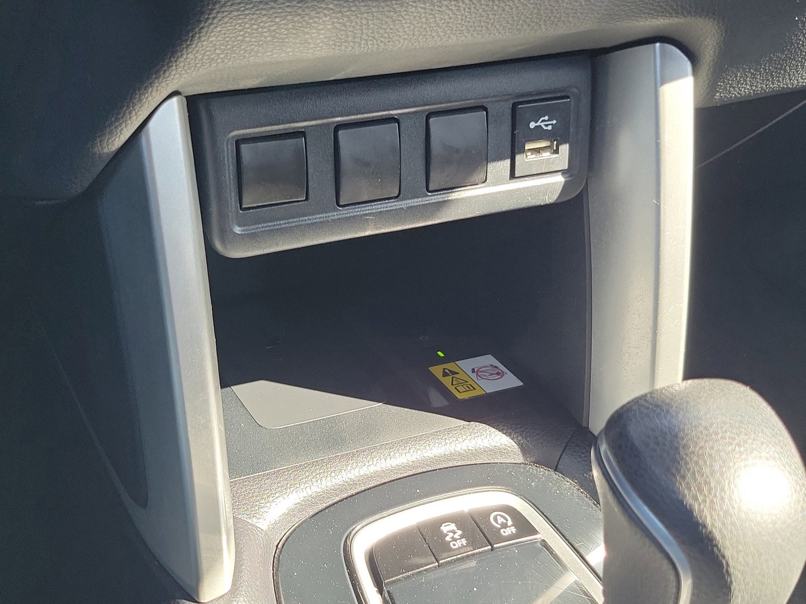 Used 2022 Toyota Corolla Cross LE FWD image 31