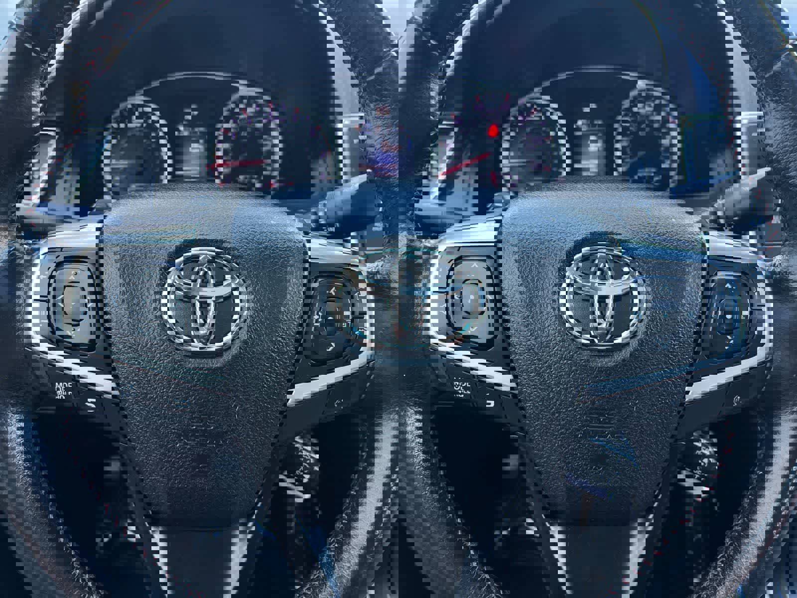 Used 2015 Toyota Camry SE w/ Moonroof Package image 22