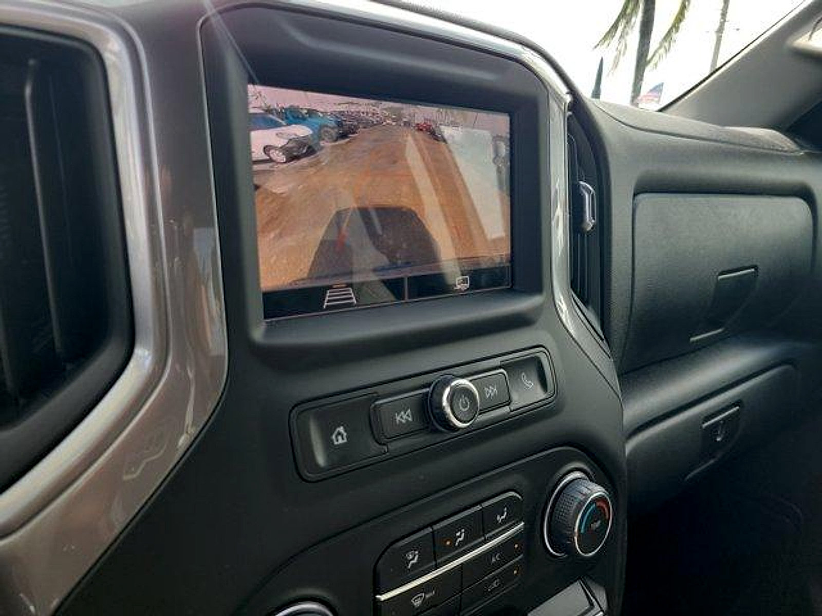 Used 2024 Chevrolet Silverado 1500 Custom RWD image 33