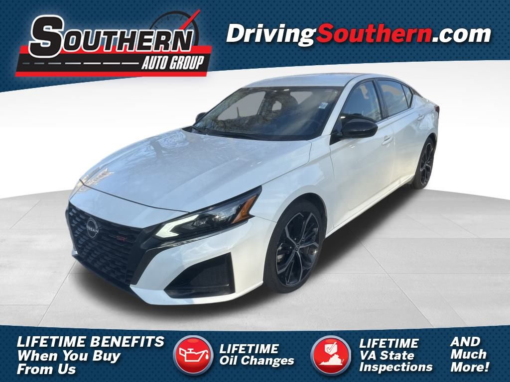 Used 2024 Nissan Altima 2.5 SR image 1