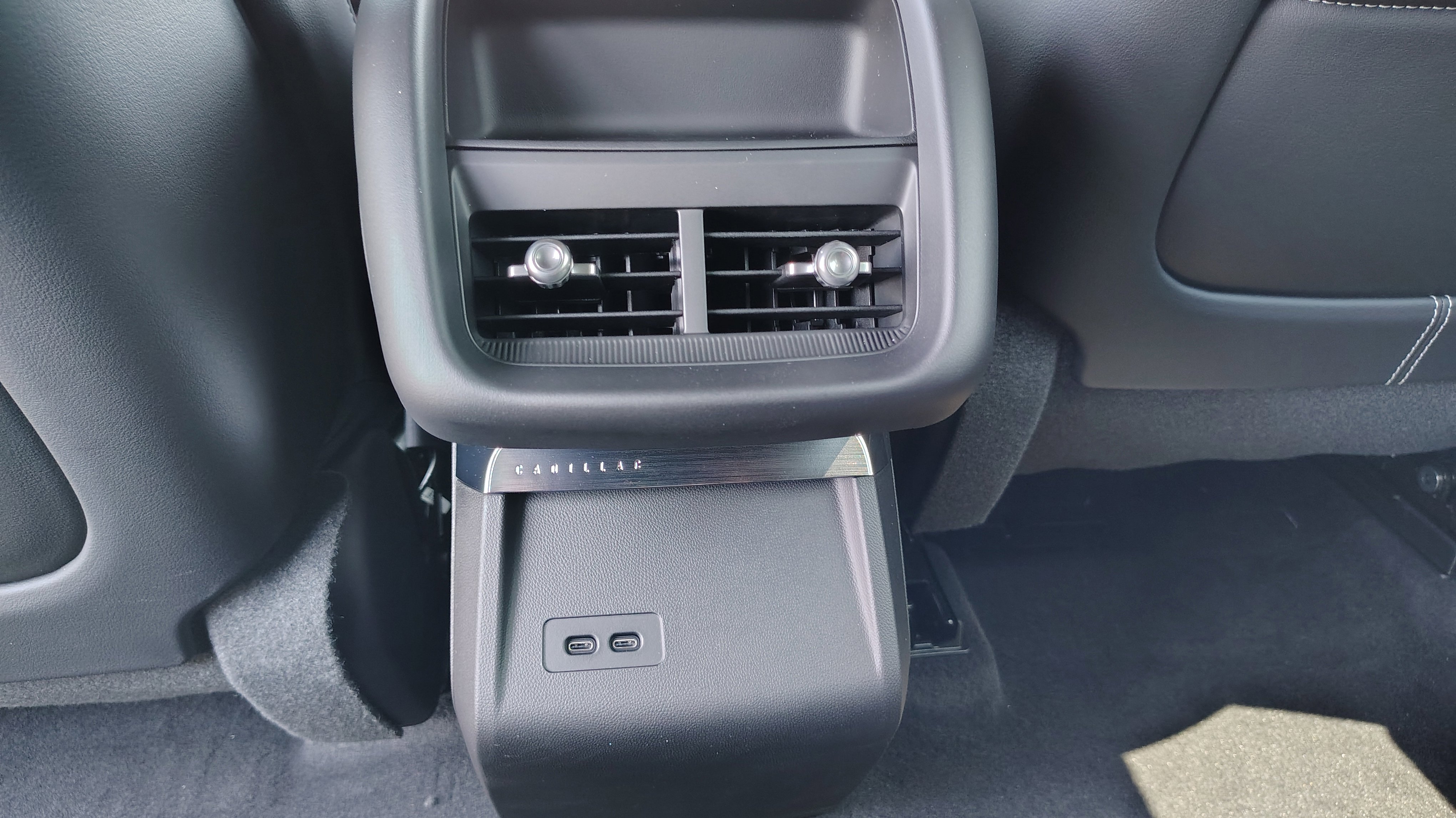 New 2025 Cadillac Lyriq Sport image 37