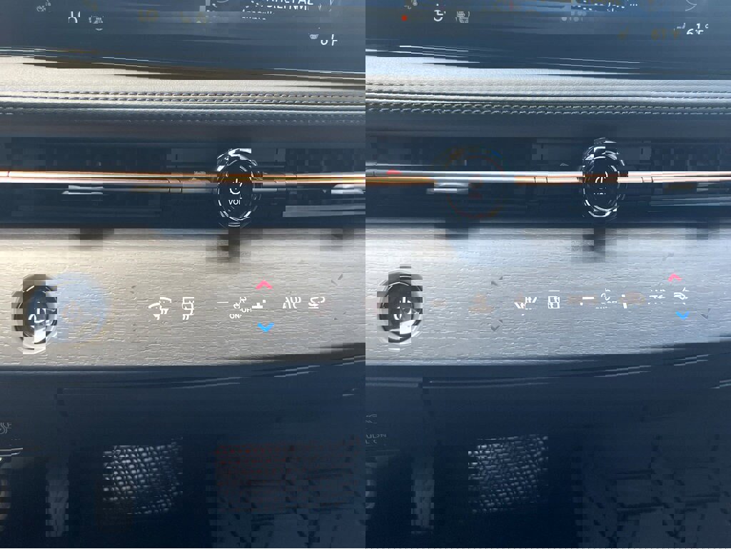 New 2023 Nissan Ariya FWD image 27