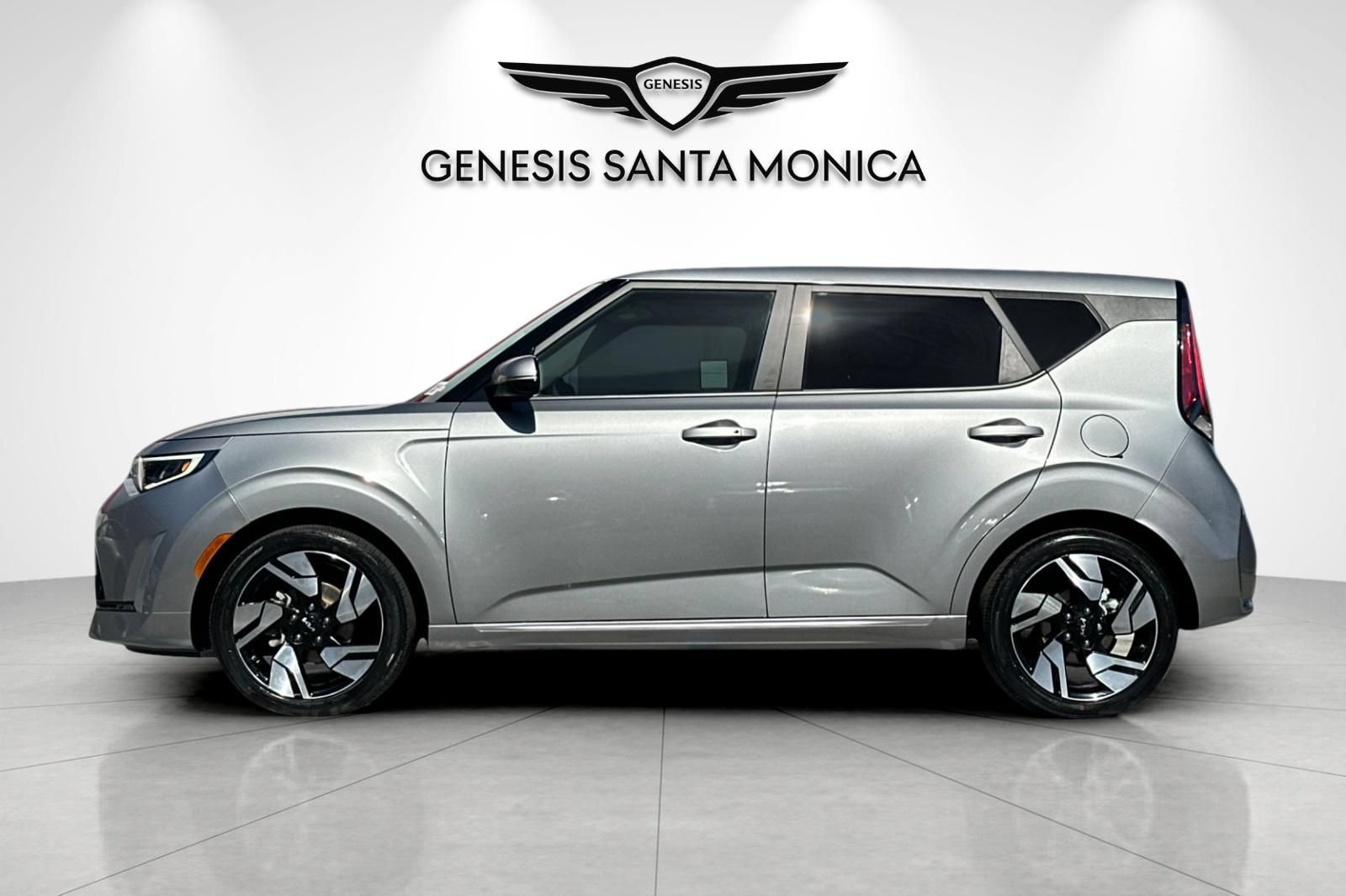 Used 2023 Kia Soul GT-Line w/ GT-Line Technology Package FWD image 8