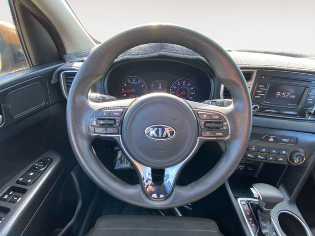 Used 2018 Kia Sportage LX image 12