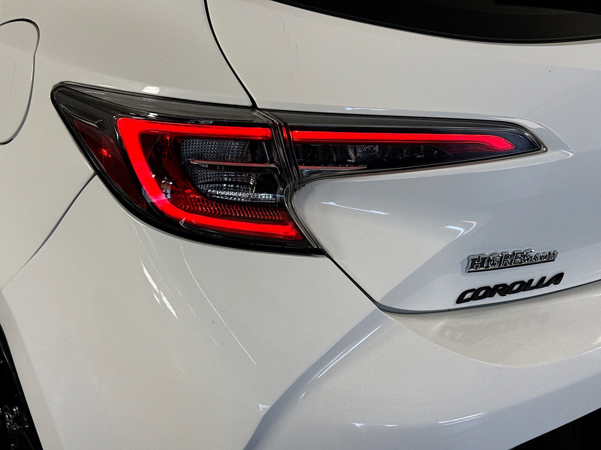 Used 2021 Toyota Corolla SE image 36
