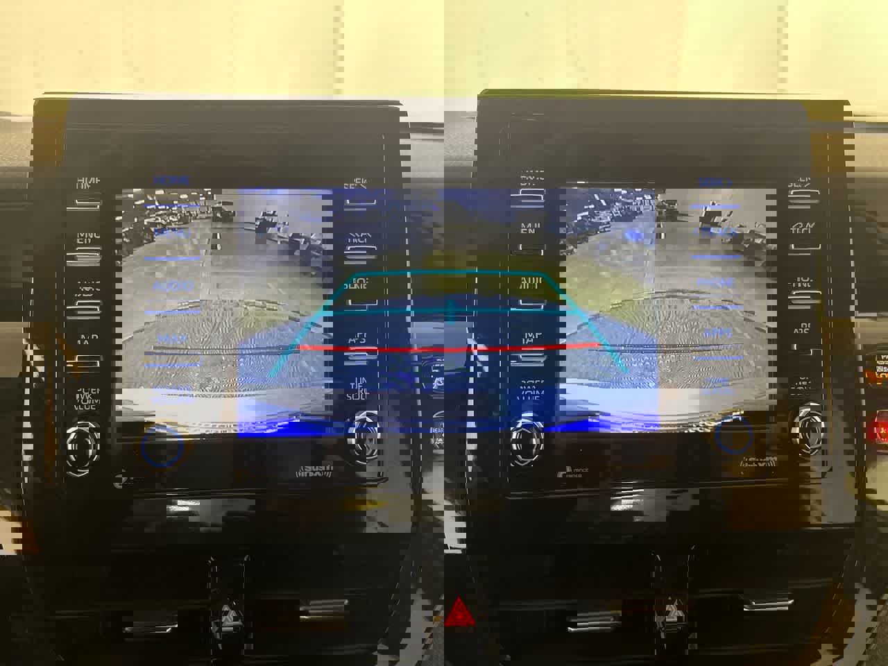 Used 2024 Toyota Camry SE image 19