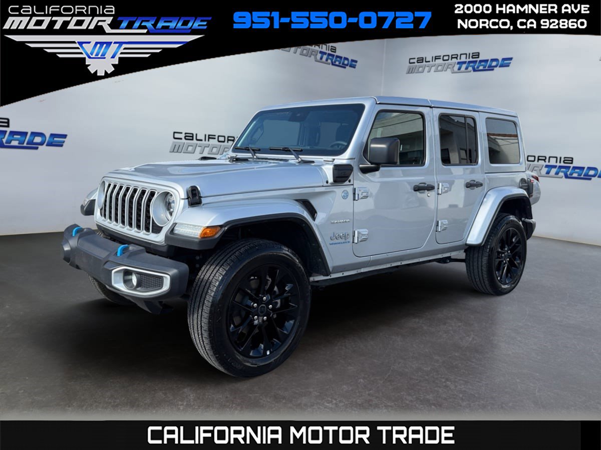 Used 2024 Jeep Wrangler Sahara image 1