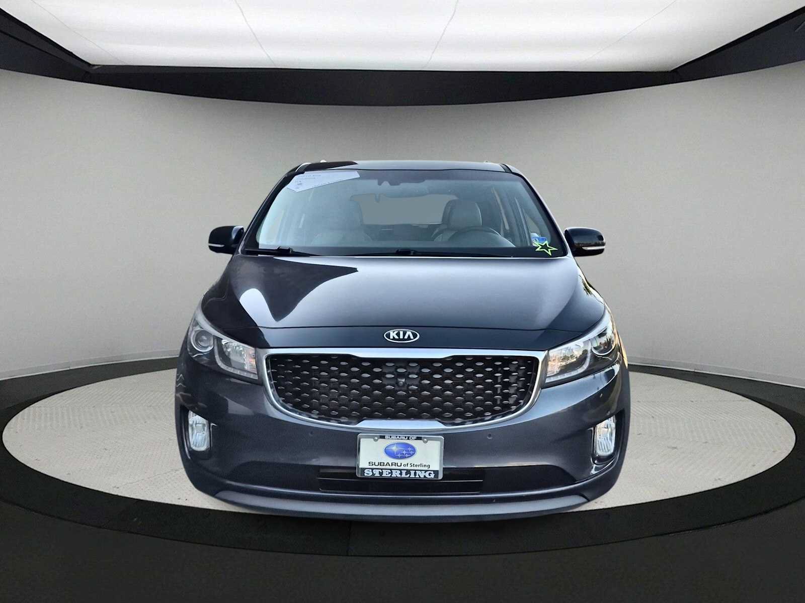 Used 2016 Kia Sedona SX FWD image 3