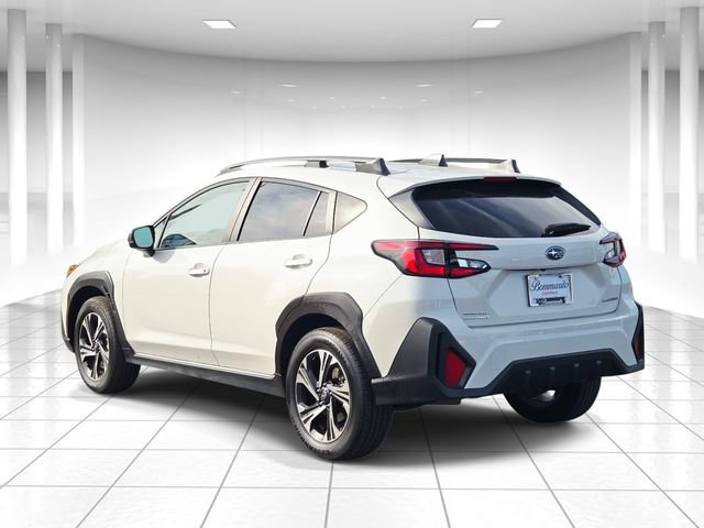Used 2025 Subaru Crosstrek 2.5i Premium AWD/4WD image 3