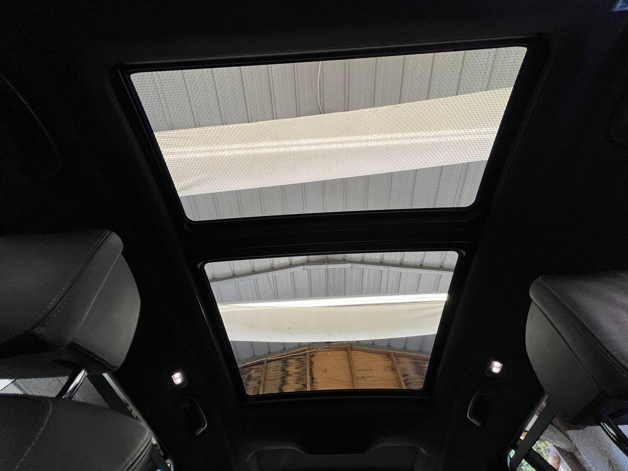 Used 2020 BMW X7 M50i w/ Executive Package image 33