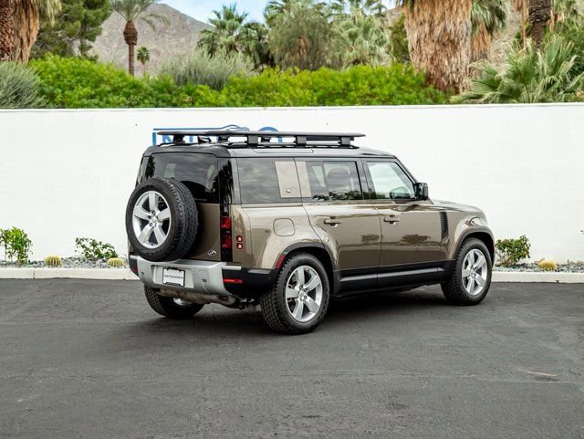 Used 2020 Land Rover Defender 110 HSE image 6