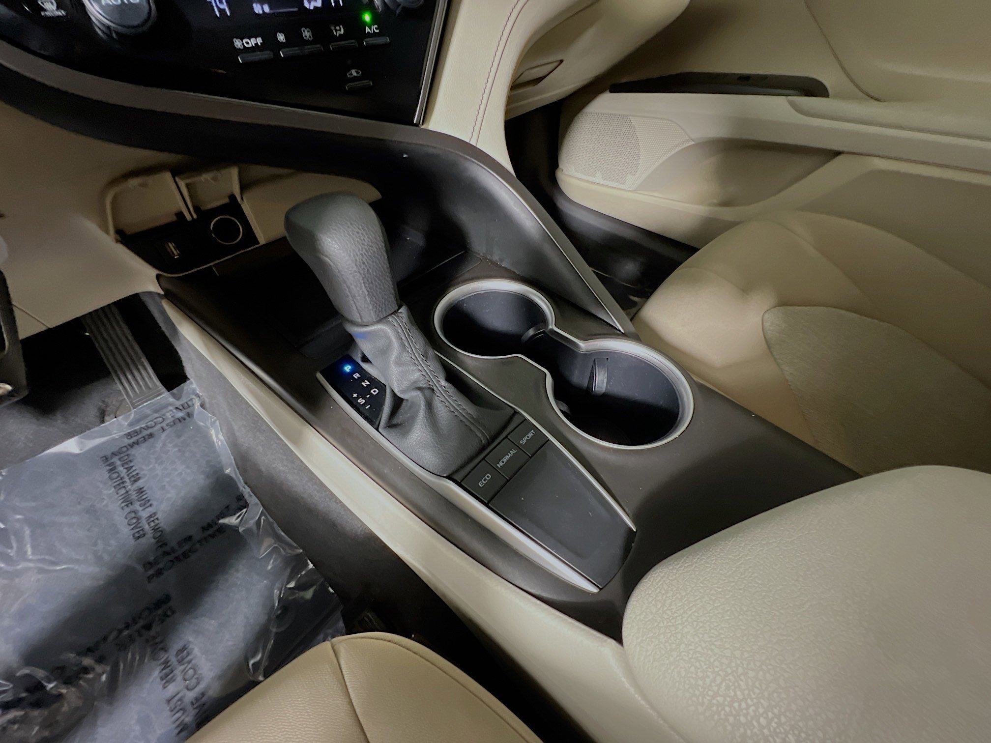 Used 2024 Toyota Camry LE image 25