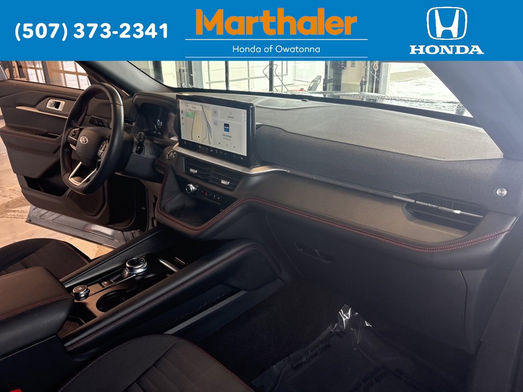 Used 2025 Ford Explorer ST-Line image 19