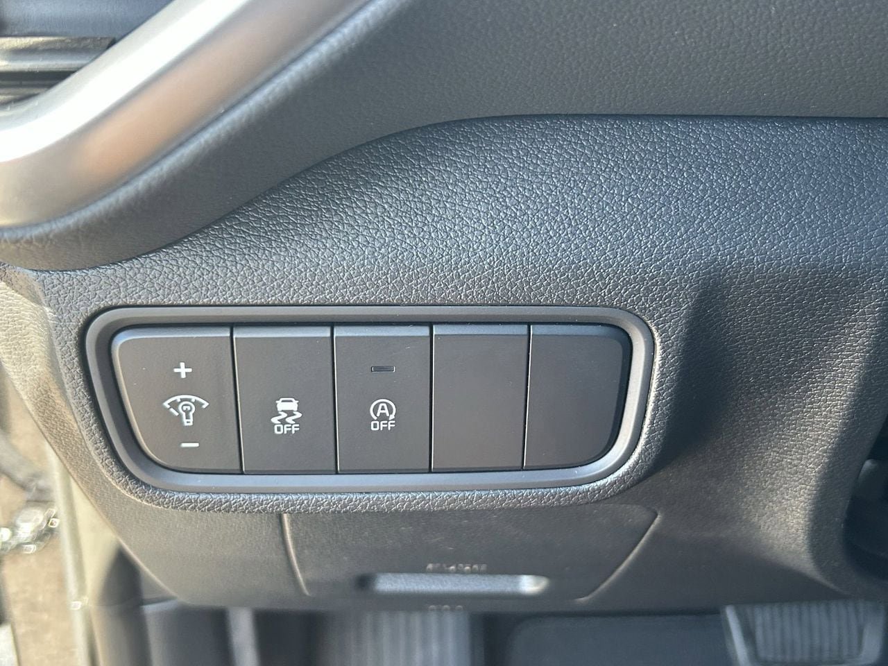 Used 2025 Kia Soul S FWD image 31