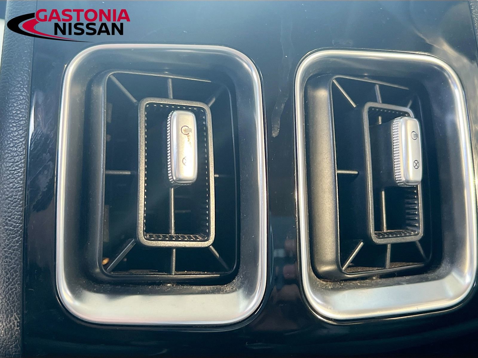 Used 2021 Kia Sorento SX image 33