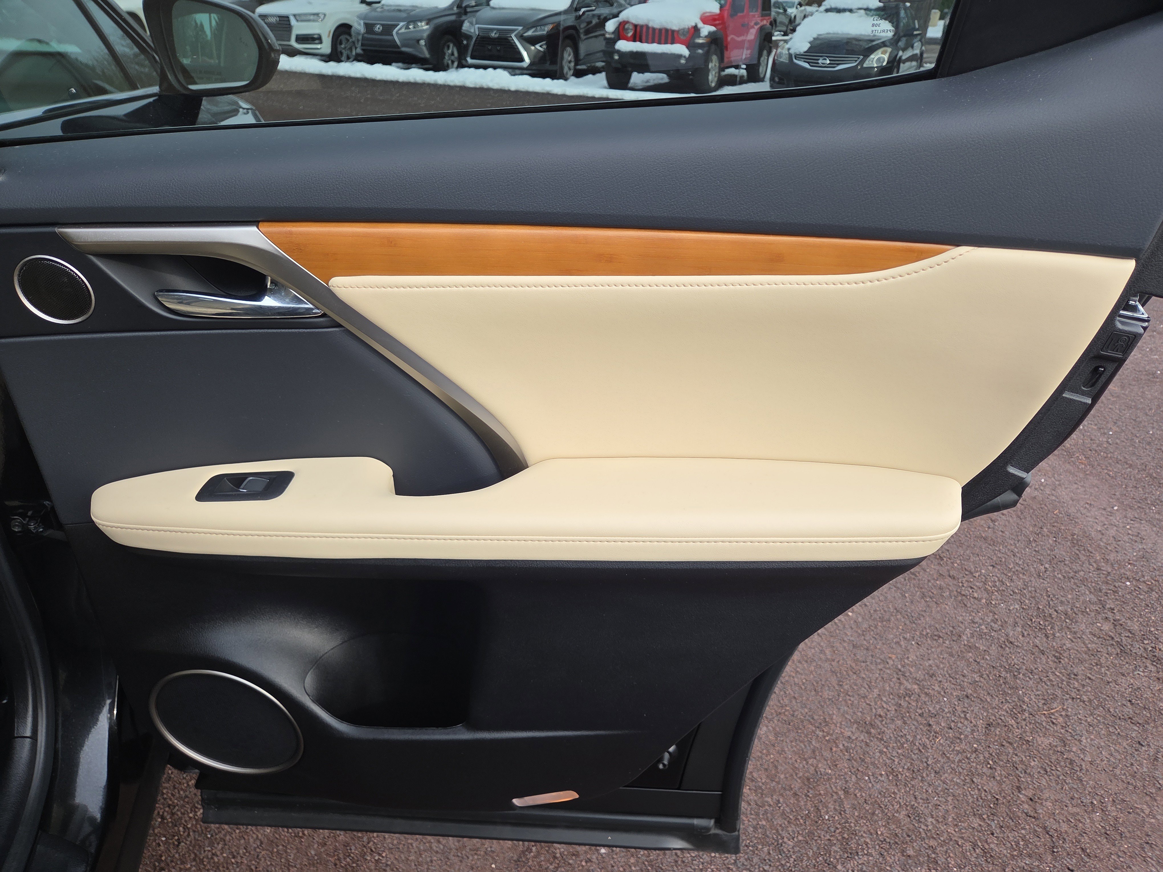 Certified 2022 Lexus RX 350 AWD w/ Premium Package image 19