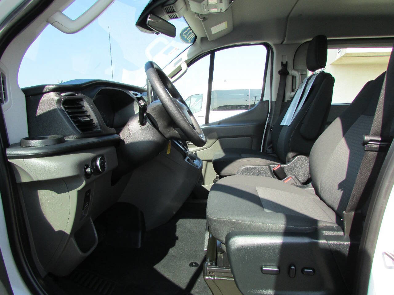 Used 2023 Ford Transit 350 XLT image 12