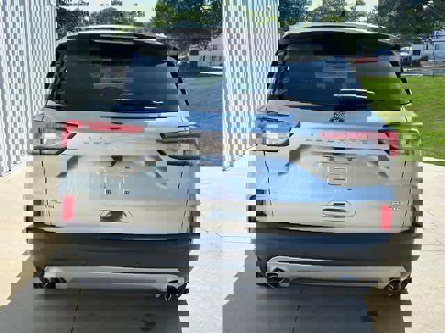 Certified 2022 Ford Escape SEL image 5