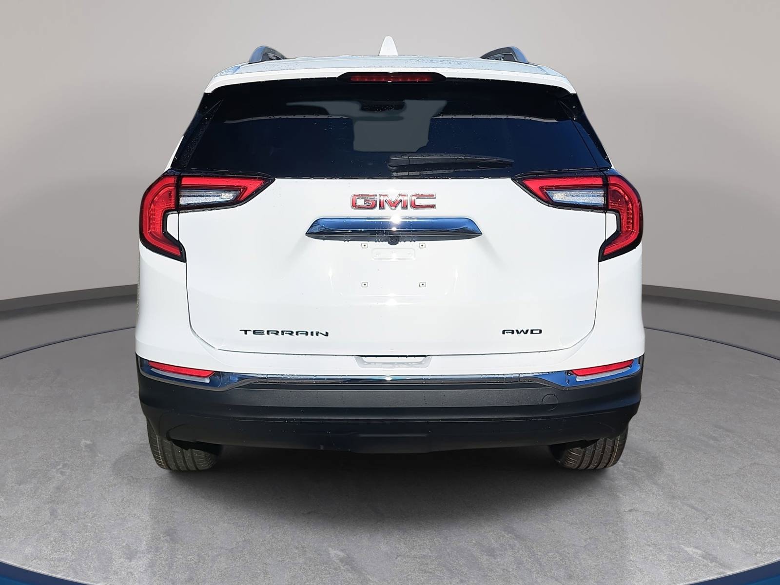 New 2024 GMC Terrain SLT AWD/4WD image 6