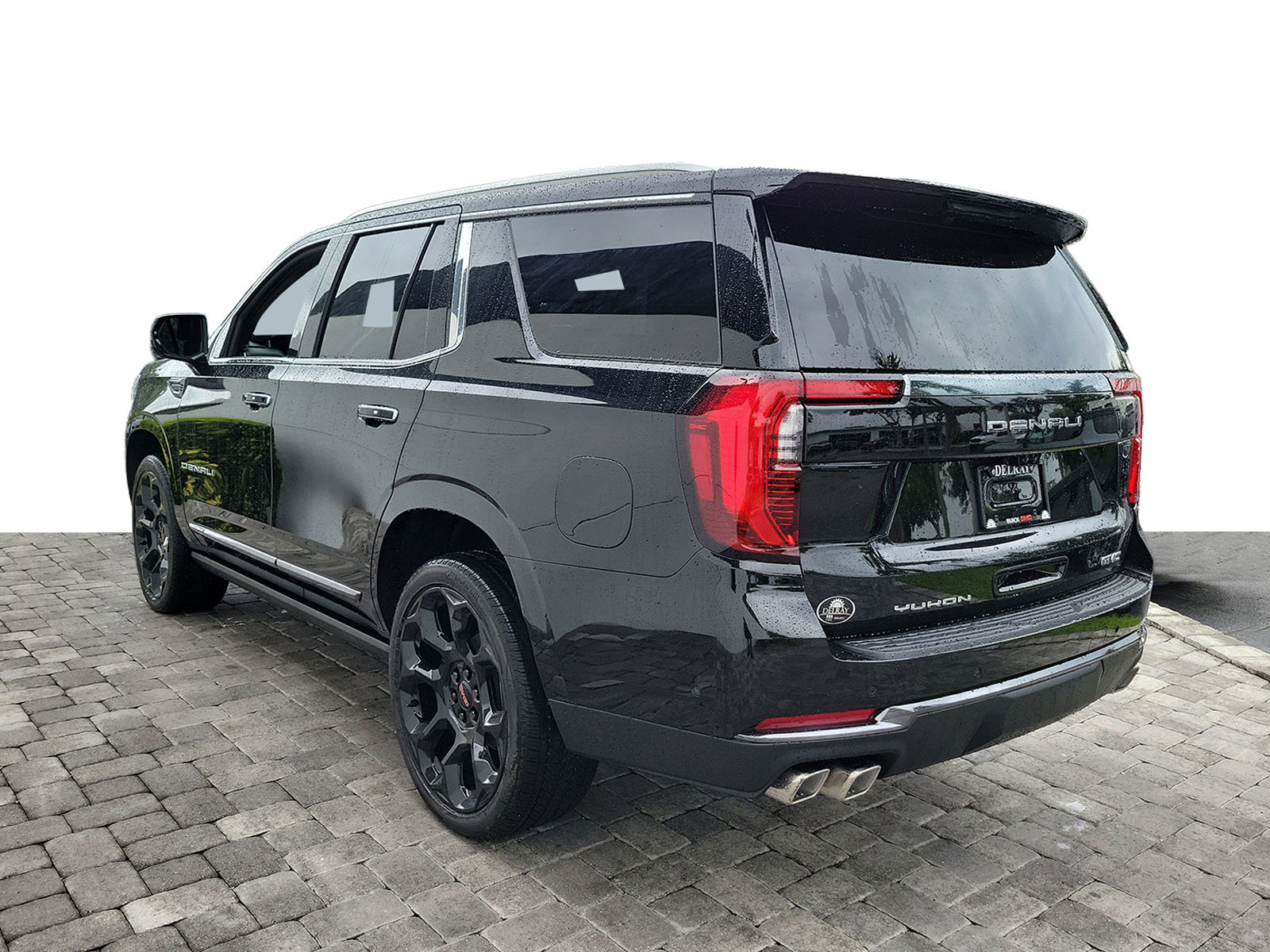 New 2026 GMC Yukon Denali Ultimate w/ LPO, Floor Liner Package AWD/4WD image 4