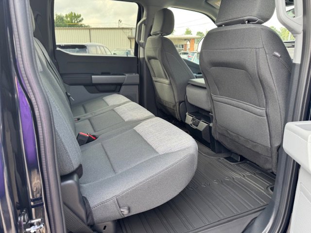 New 2025 Ford F250 4x4 Crew Cab Super Duty image 12