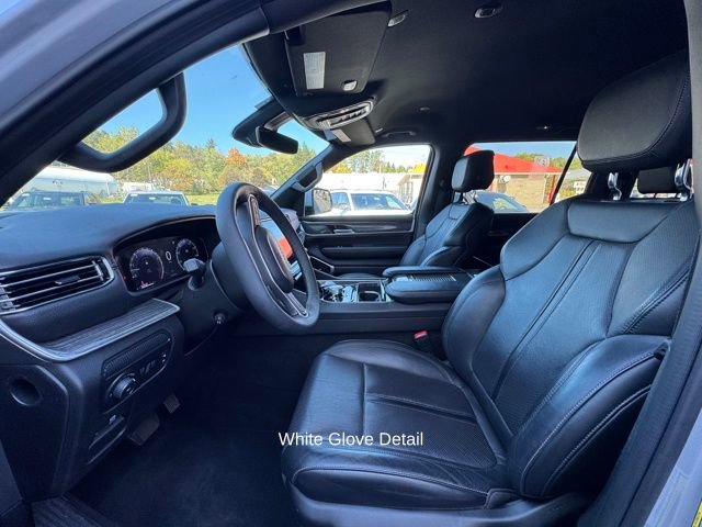 Used 2022 Jeep Wagoneer Series II image 12