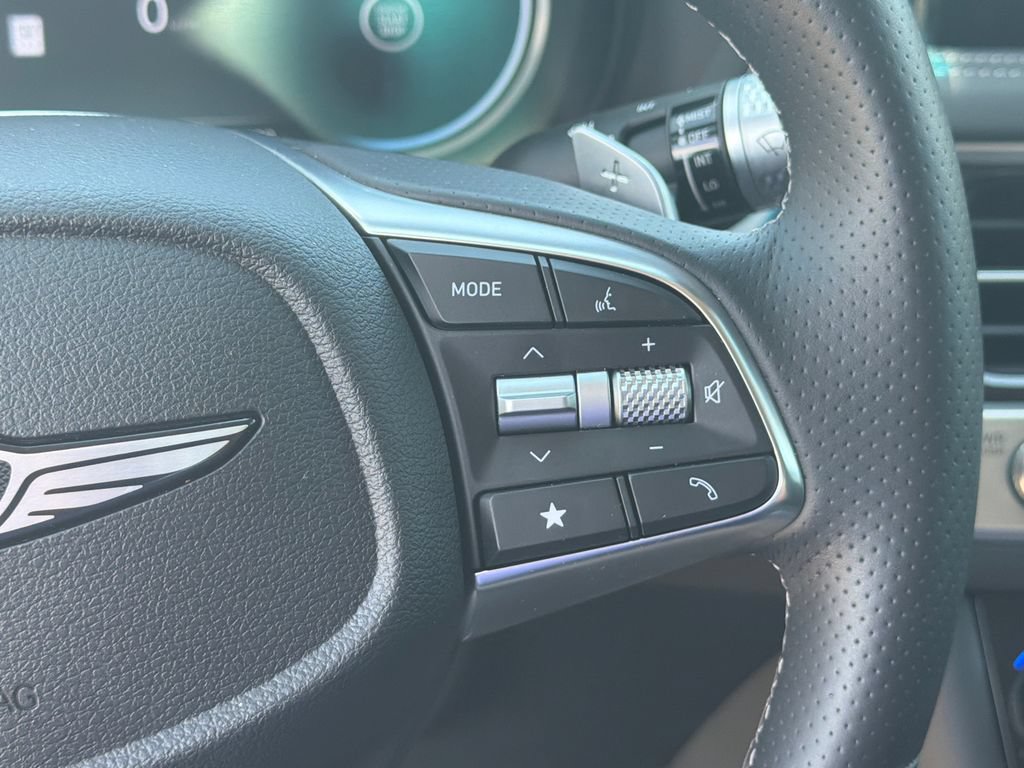Used 2026 Genesis G70 2.5T AWD/4WD image 25